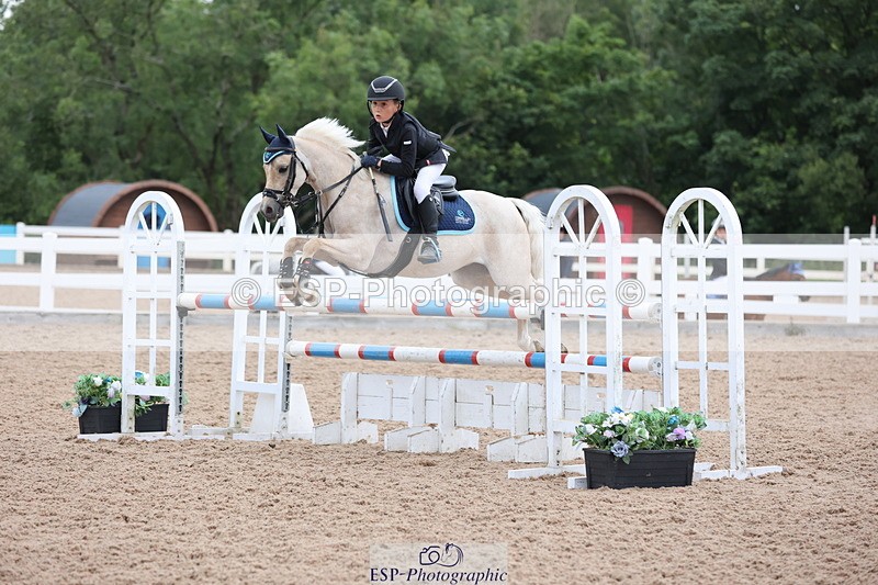 240630A-184915-16505 - Cls 29 Springboard 128cm + 138cm