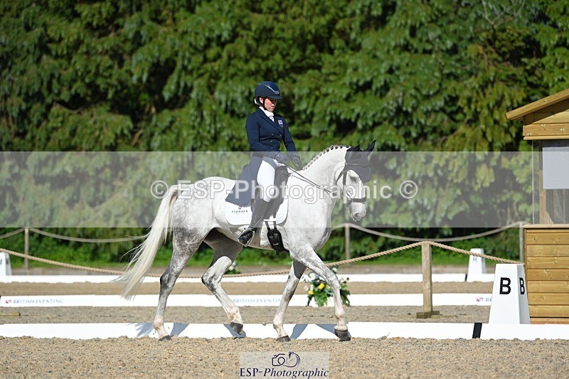 230526-170023-07467 - 259-KATE_BLUE-Millie_Juleff-WEDTrotUp+DR