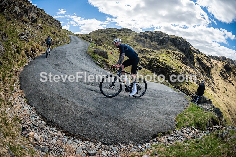 114005 - Hardknott Hairpin 11.00 - 12.00