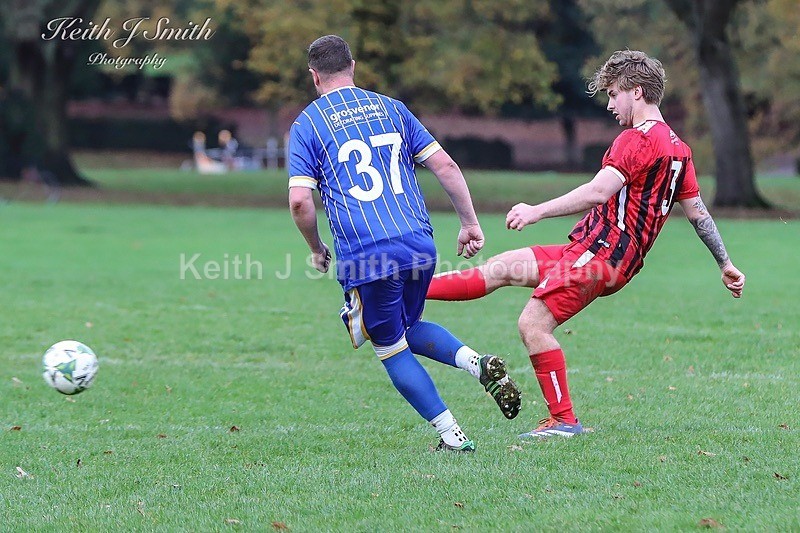 9KJS1593 - Nene League Sunday 16th November 2025 Abington Park