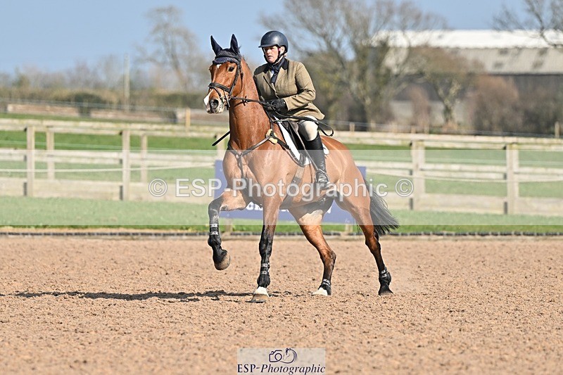 250326-143517-01195 - Cls 6 Foxhunter and 1.20m