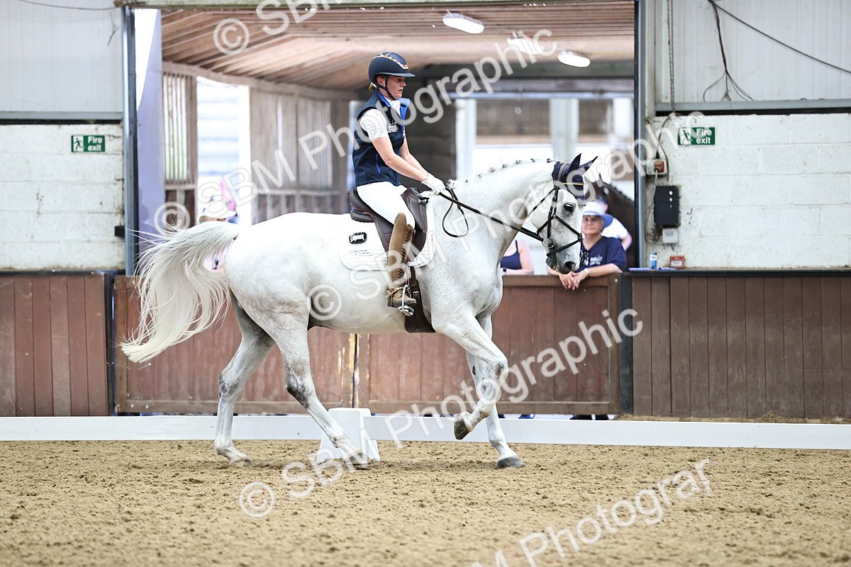 SBM_001502 - Novice 4 - 11.15-13.22