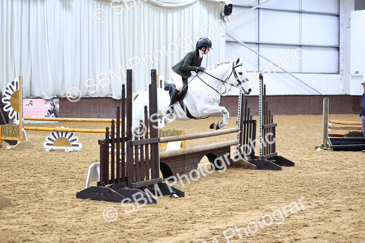 SBM_003567 - Class 37 - 80cm Training Stakes