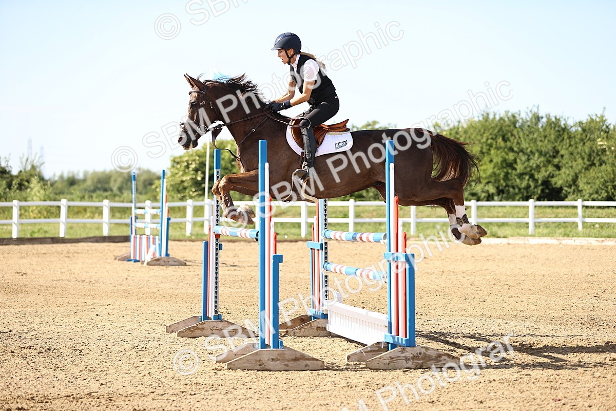 SBM_003104 - Class 5 - Senior Foxhunter - 1.20m