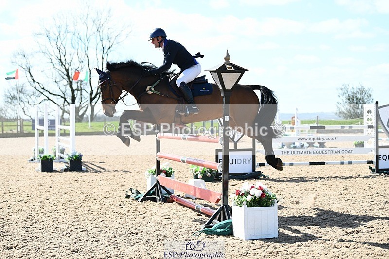 250328-122427-00952 - Cls 3 Snr Foxhunter