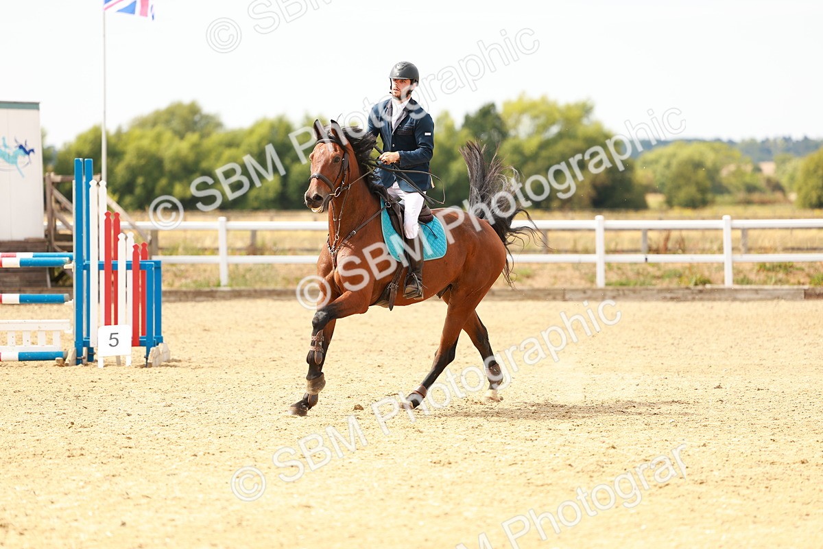 SBM_003765 - Class 14 - Senior Newcomers 1.10m