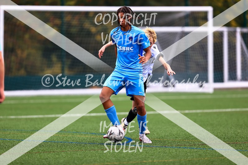 1DX31387 - 2025-10-12 FC Abbey Meads U15 Blue V Hungerford Town Juniors U15 Black