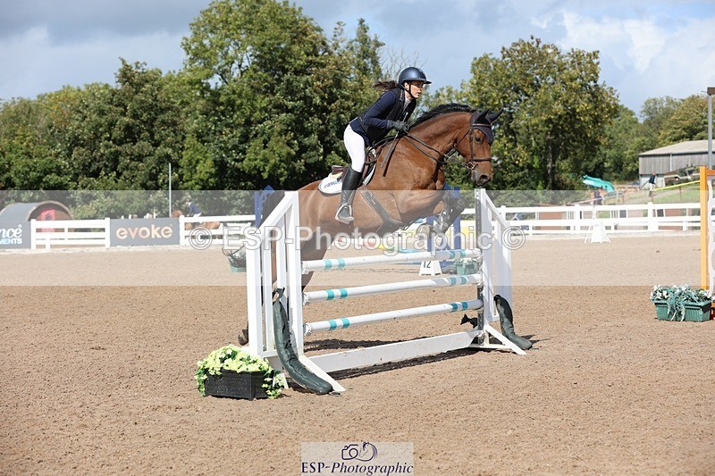 250913-142445-07364 - Cls 25 1.05m Amateur Quali