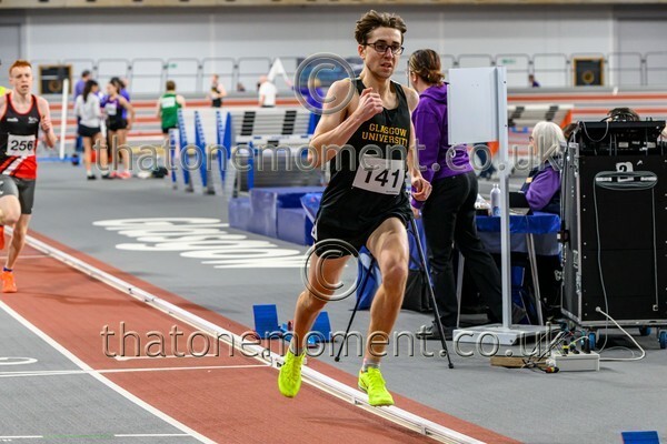 StudInd-914460 - Track Male Set One