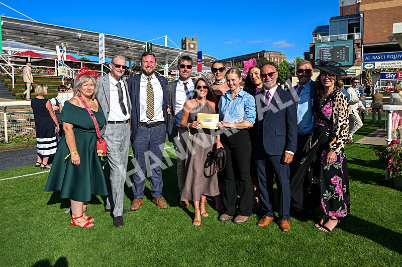 240726-Race 2-Vaguely Royal-0169 - Race 2 18.05pm Elevator Company Handicap