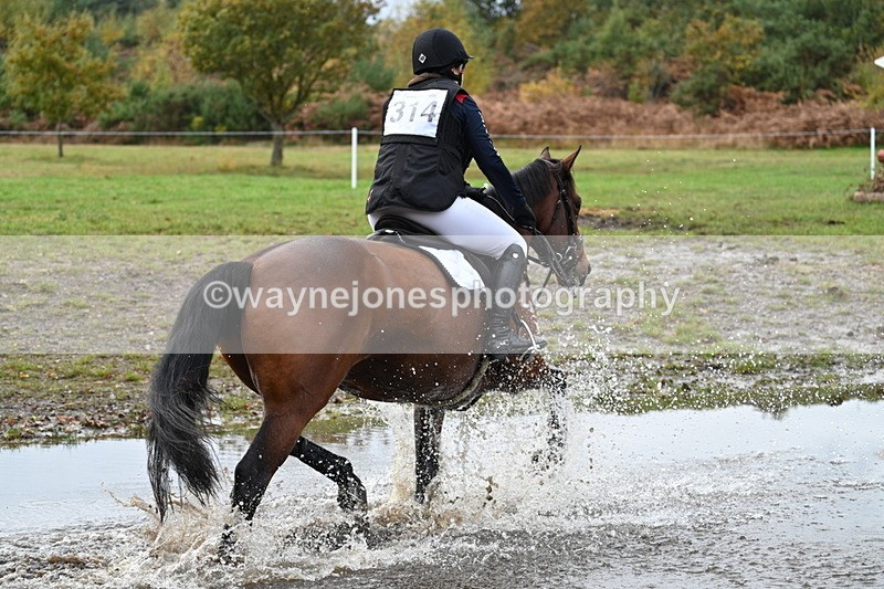 WJ7_4790 - 100cm Cam 2 Water Time 15:09 to 15:20