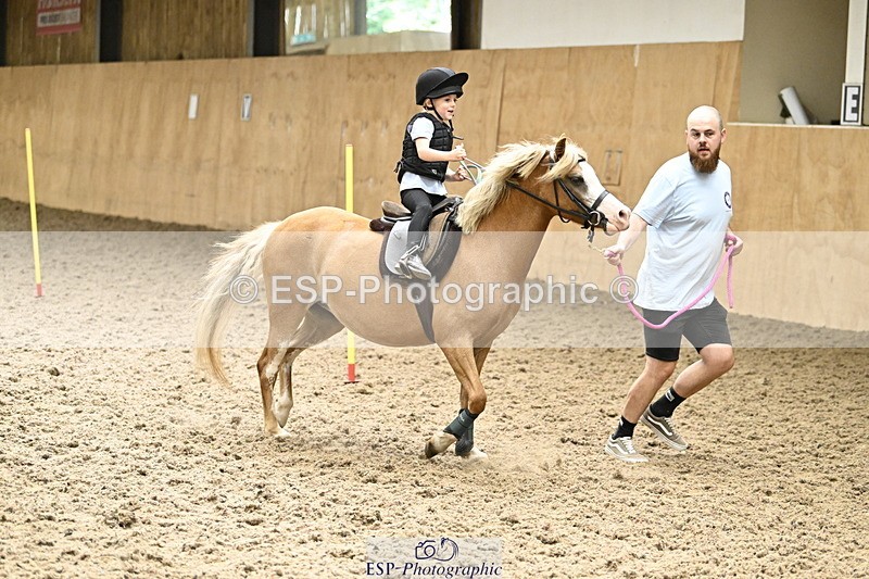 240728B-143052-00594 - Theo and Gemma's Groups Indoor