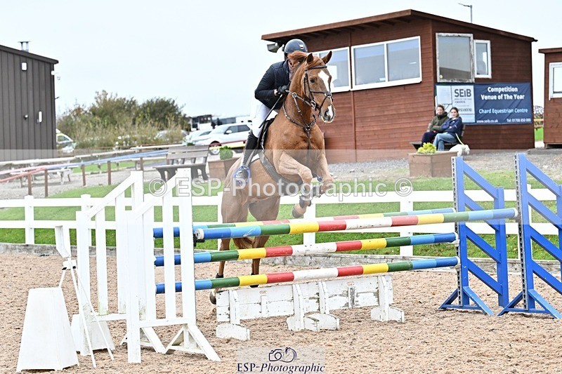 251015-134327-00637 - Cls 4 Newcomers and 1.10m Open