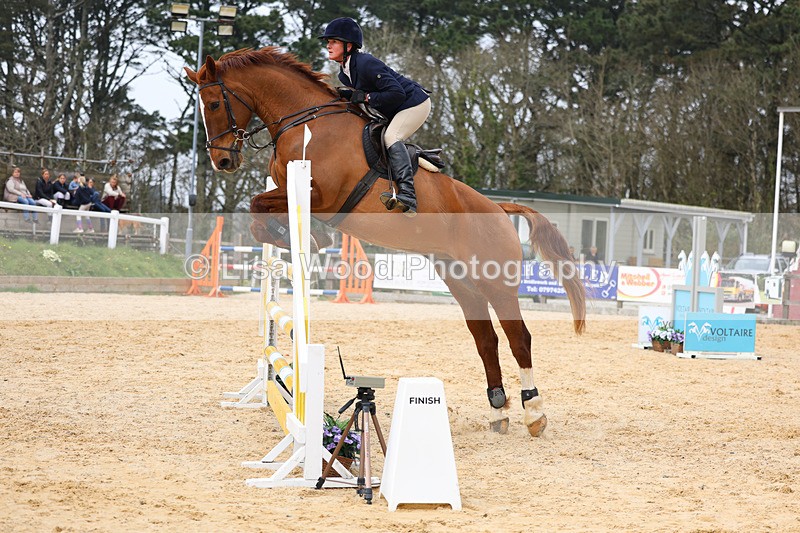 3E7A7771 - Class 9: Senior Foxhunter/1.20 open