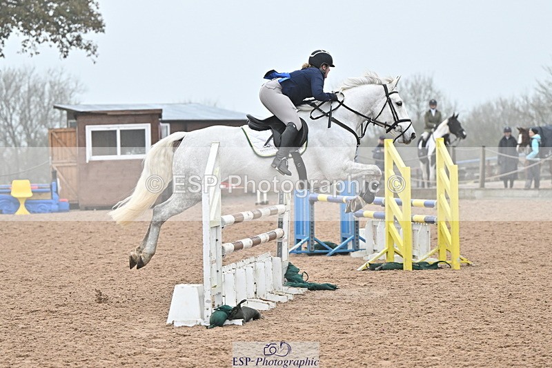 241103A-110410-06873 - SUN Cls 18 British Novice and 90cm Open