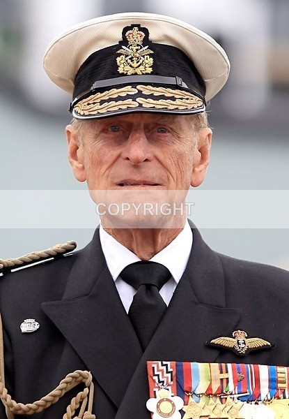 (E-233) Pr Philip-in Canada - English Royals