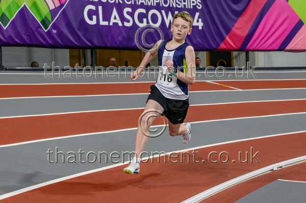 Age26SUN-918905 - Track Male Set One