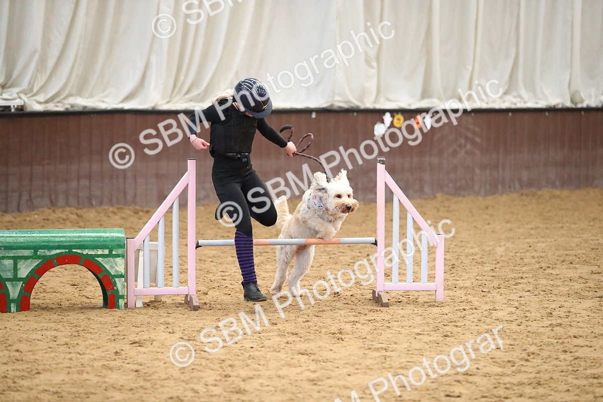 SBM_001853 - Class 3 - Horse & Hound