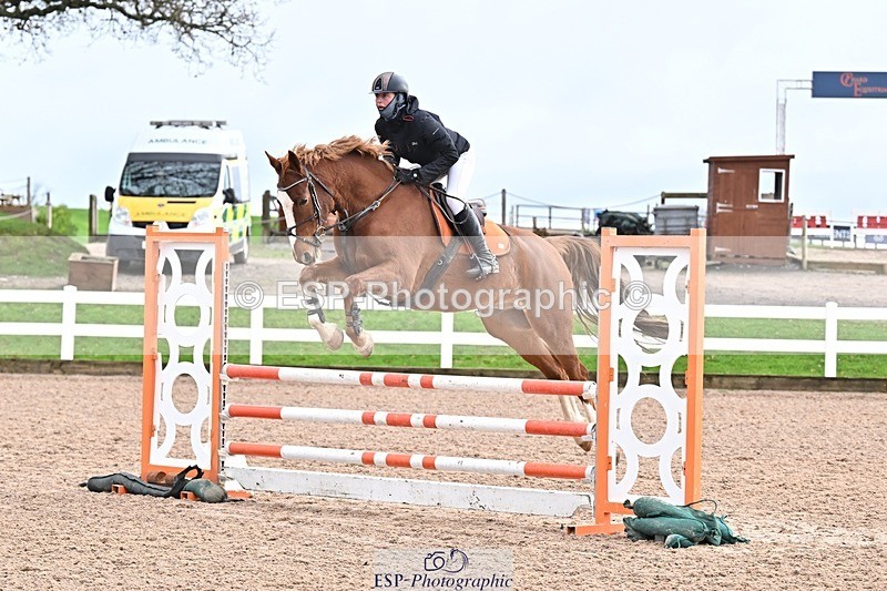 251119-101453-00095 - Cls 1 British Novice and 90cm Open