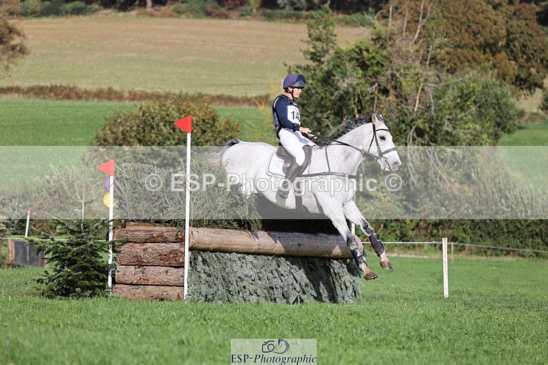 241025-123148-08079 - 143-Courtney.Romcke-KILBALLYBOY.SURPRISE