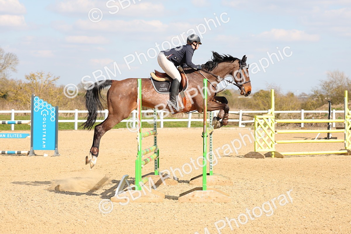 SBM_001392 - Class 4 - Senior Newcomers - 1.10m