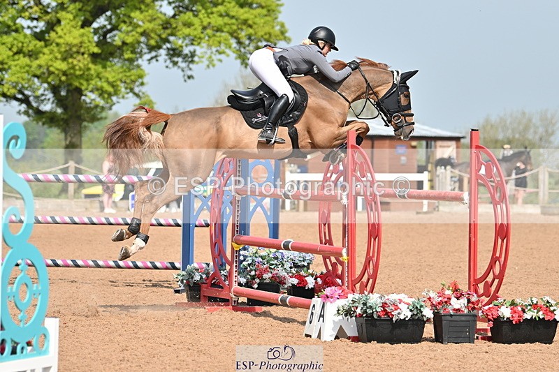 240512A-102528-17254 - Cls 48 National 1.30m Open