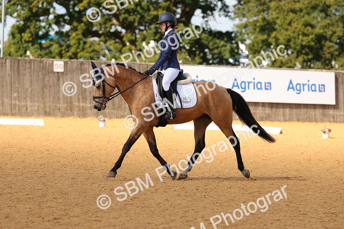 SBM_44135 - D22 - Junior Championship - Intro B