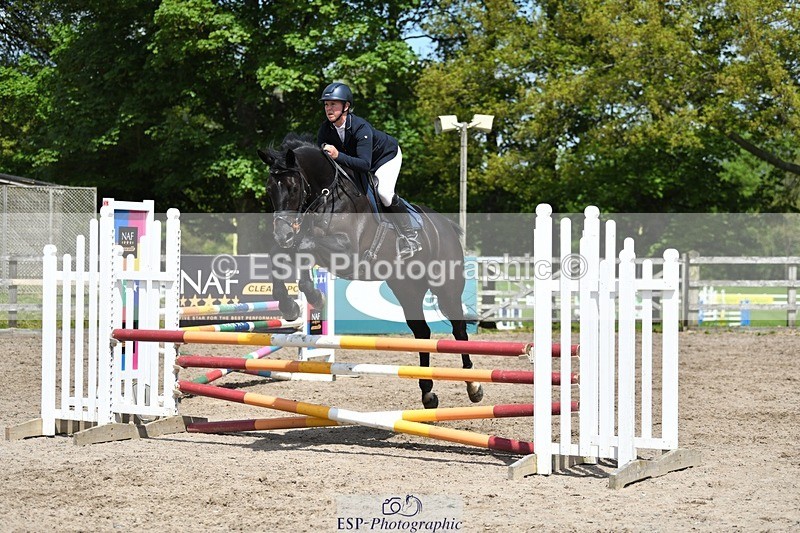 230512-131740-01721 - Cls 11a Snr Brit Nov