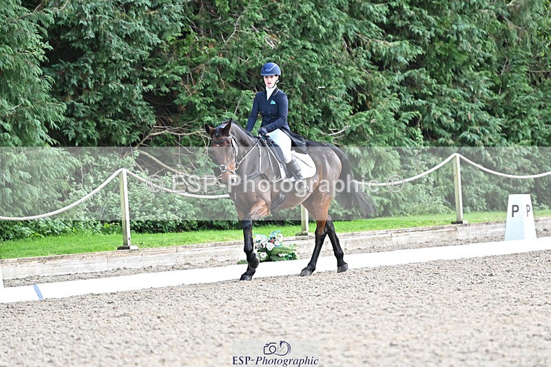 241023-163924-01001 - 018-Alice.Robinson-DERRYS.DIAMOND.CAVALIER