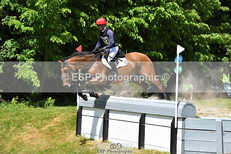 230527-142825-09921 - 327-ROMANTIC-Rosie_Fry-XC