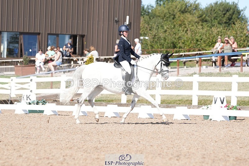 250817-160545-11838 - 207-Esme.LangBrouwershaven.Silvia