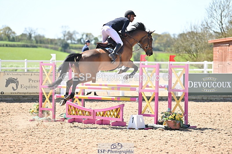 240420A-121248-10757 - Cls 15, 1 Star Bronze Tour 1.15m