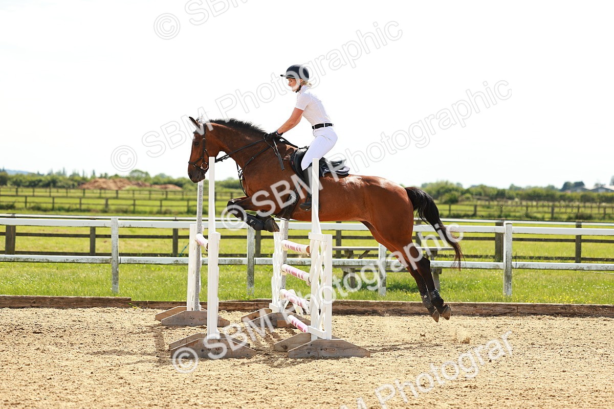 SBM_002490 - Class 4 - Senior Newcomers - 1.10m