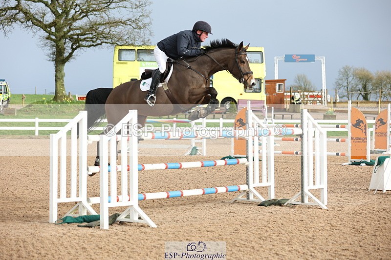 240223A-150244-02111 - Cls 6 Foxhunter and 1.20m Open