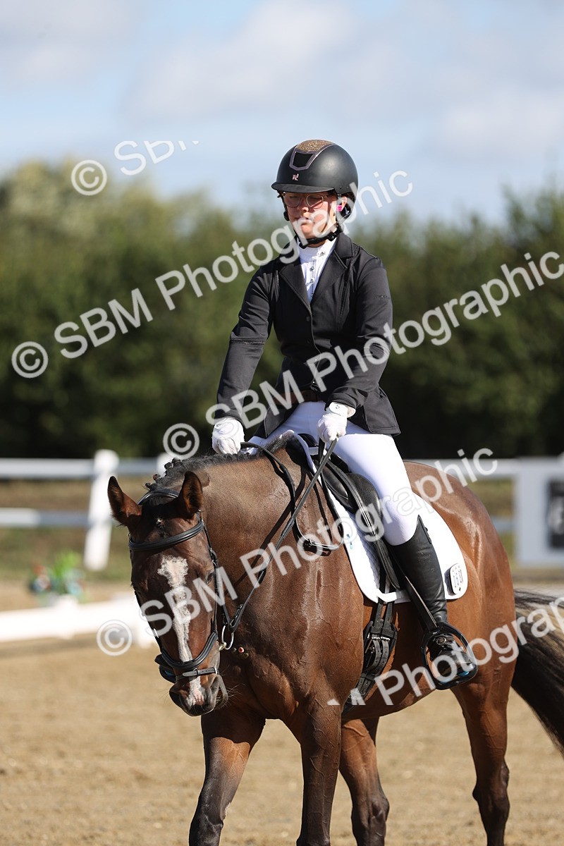 SBM_001133 - Class 2 - Intro 4 Champs - 9.44-10.38