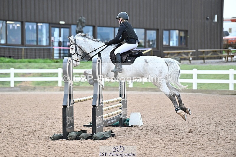 240224A-082809-02774 - Cls 9 British Novice and 90cm Open