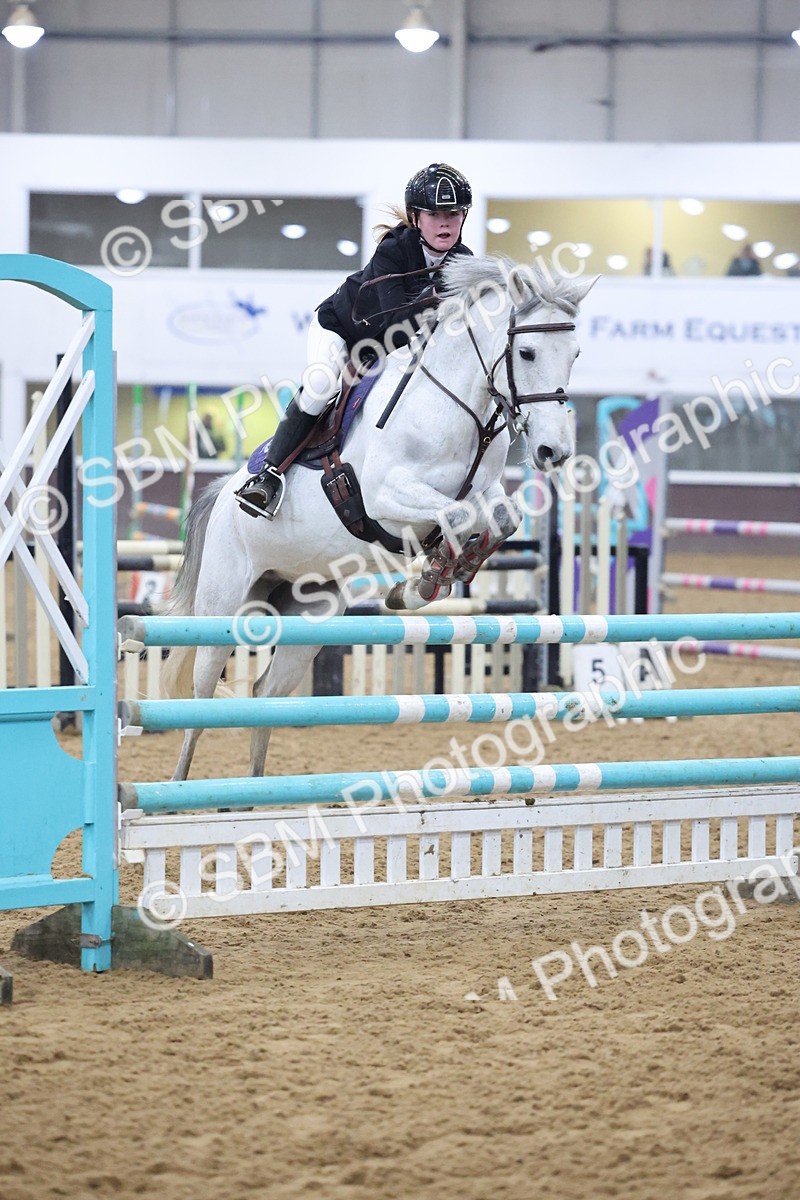 SBM_003195 - Class 11 - Blue Chip Pony Newcomers - 1.00m Open