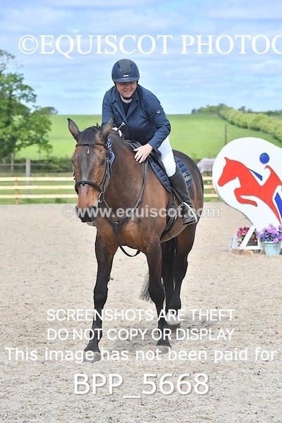 BPP_5668 - CLASS 24 SUN Senior BritiNovice/ 90cm Open