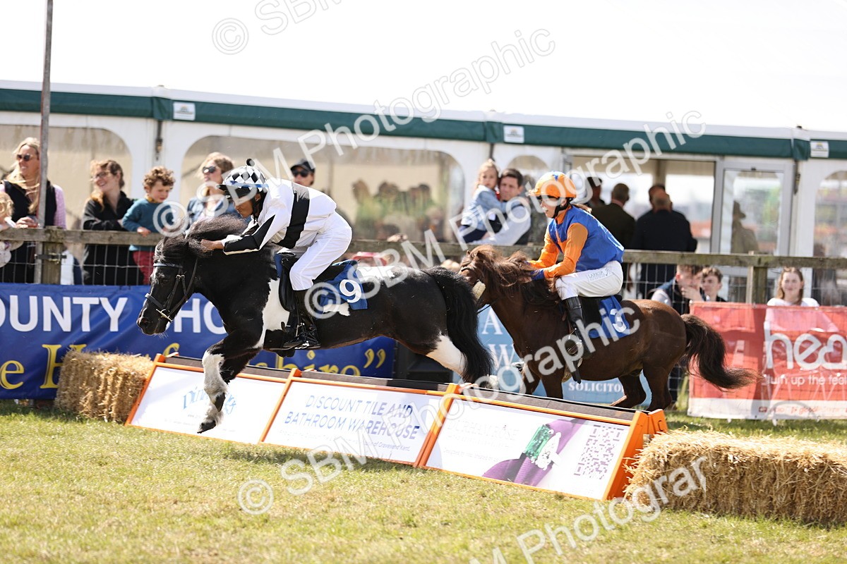 SBM_16716 - Dinky Derby