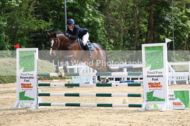 3E7A7356 - Class 7: Senior Newcomers/1.10m open