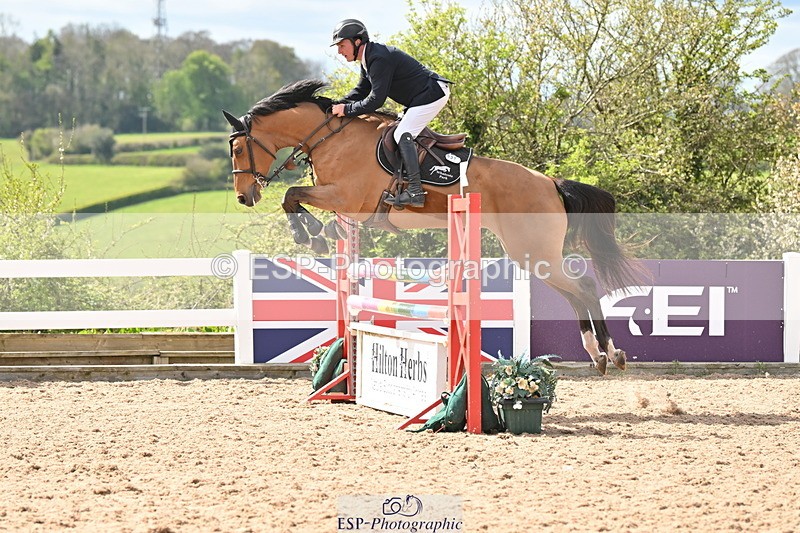 240419A-152358-08651 - Cls 14, 1 Star Bronze Tour 1.10m