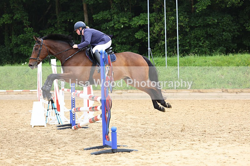 3E7A5574 - Class 4: Senior British Novice/90cm open