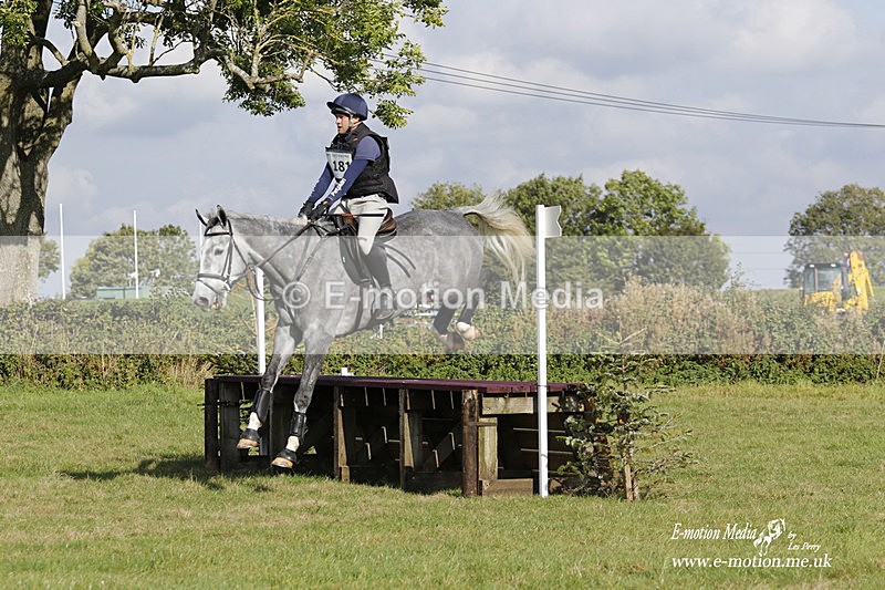  WWHT 171021 3338 - Intermediate (0.90m)  17/10/21