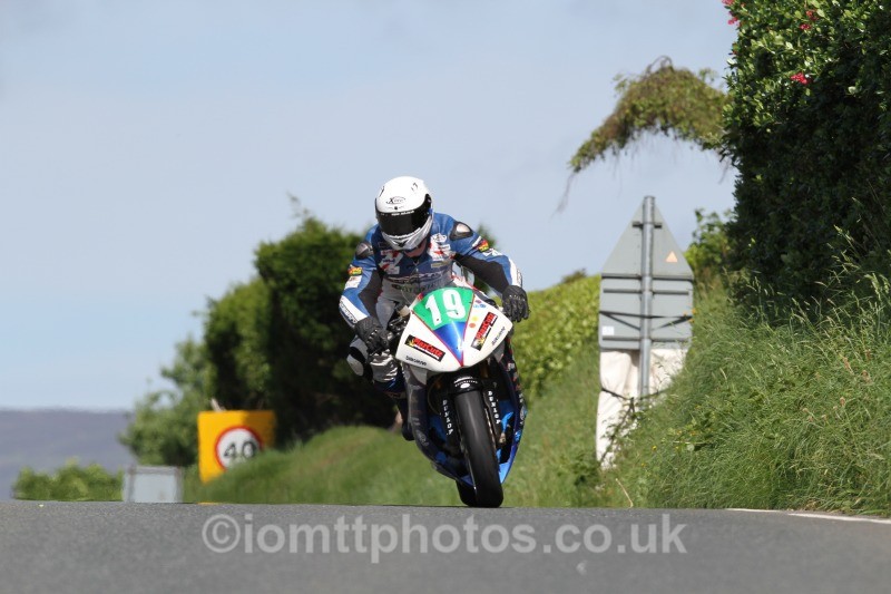 Colin Stephenson Kawasaki / C S Racing - Bikenation Lightweight TT