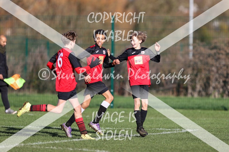 1DX32441 - 2025-11-23 FC Abbey Meads U13 Purple V Highworth Town Junior FC U13 T