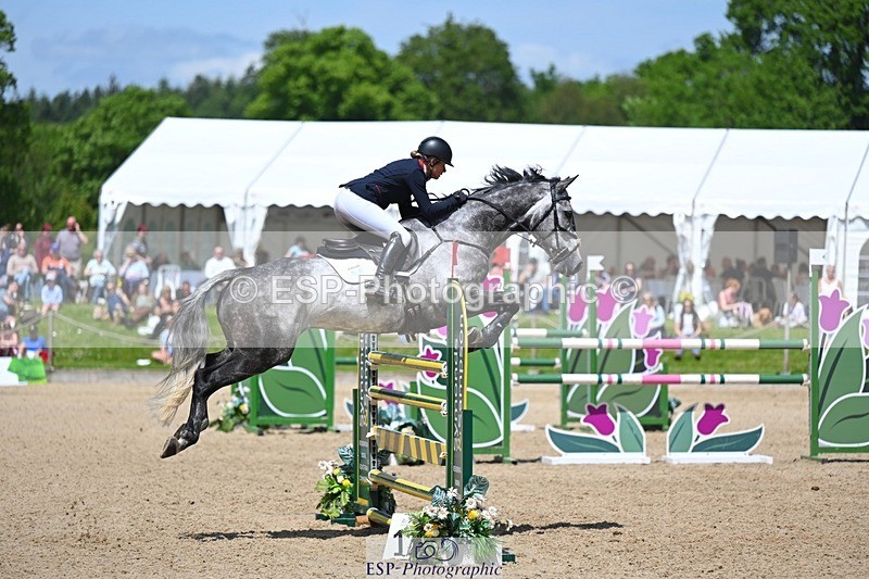 240525-132804-15384 - 529-SBH_BIG_WALL-Izzy_Taylor