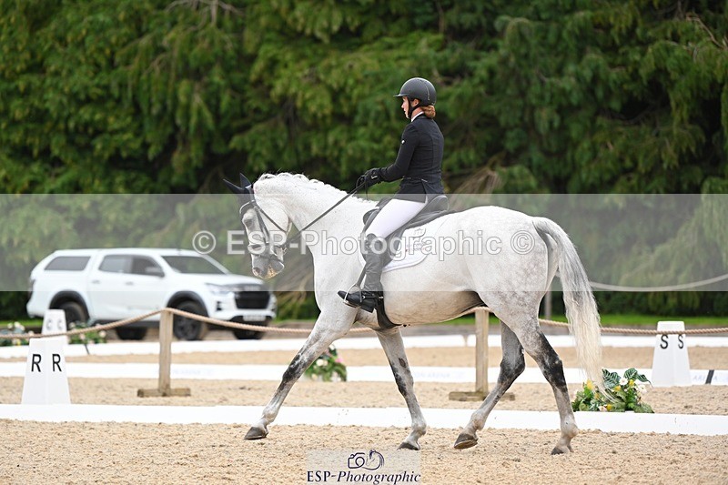 230813-174544-08739 - Cls 14 Medium Silver 16.45 to End