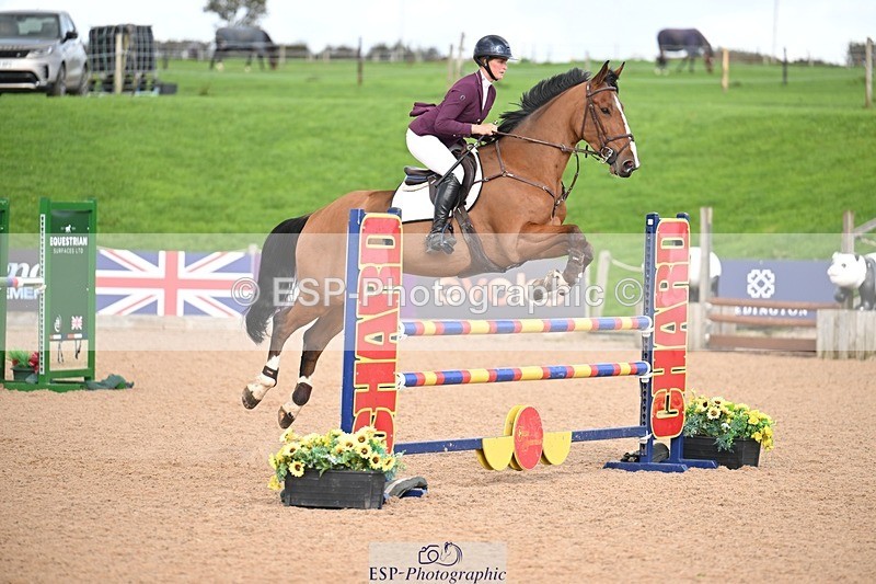 251005-145608-04008 - Cls 21 Newcomers and 1.10m