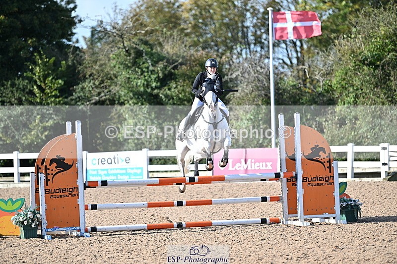 241004A-104140-01298 - Fri 07 Snr Brit Nov & 90cm Open