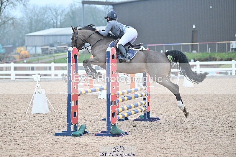 240113A-100434-01613 - Cls 9 British Novice and 90cm Open